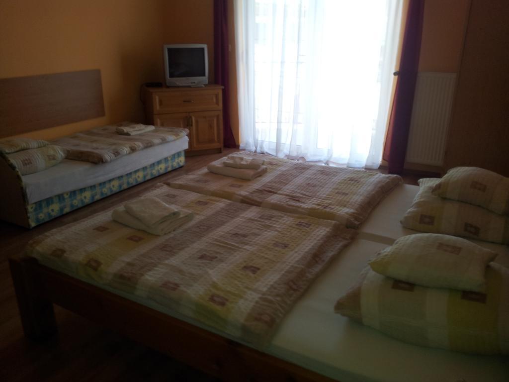 Mediterran-Apartmanok-Гаркань Номер фото